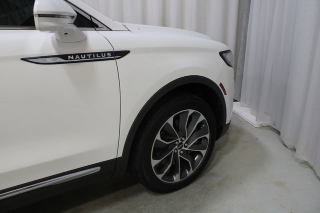 Used 2023 Lincoln Nautilus Reserve w/ Equipment Group 201A AWD/4WD image 30