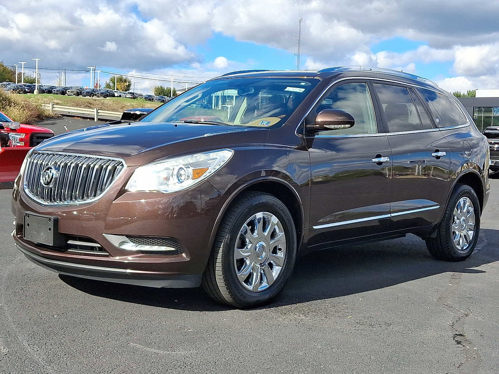 Used 2017 Buick Enclave Leather image 3