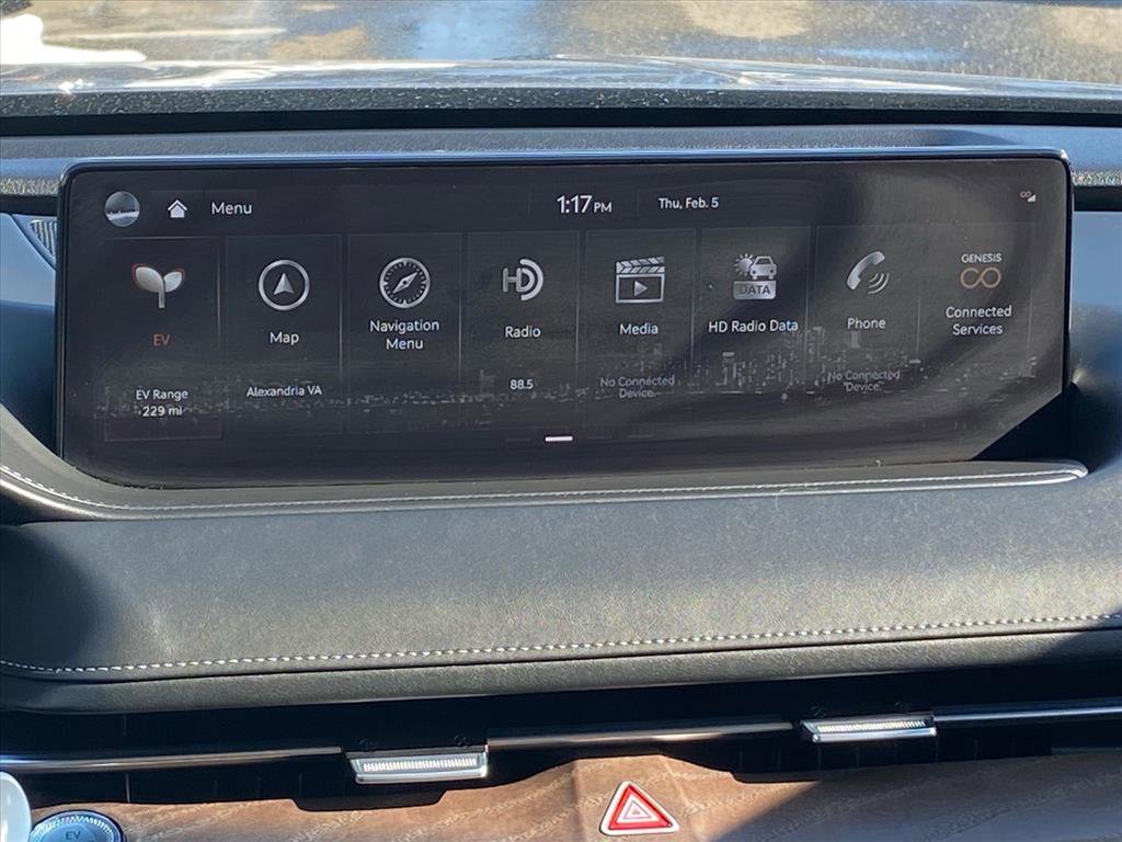 Used 2023 Genesis G80 image 9