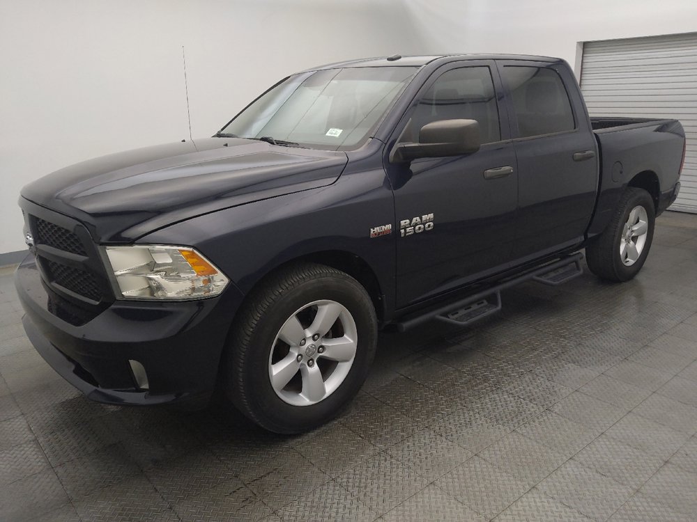 Used 2014 RAM 1500 Express RWD image 2