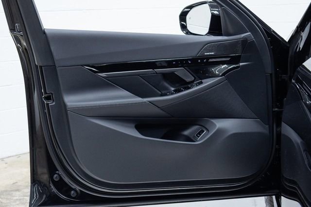 New 2026 BMW 530i xDrive w/ M Sport Package image 14