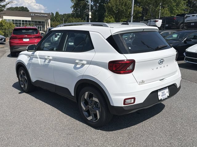 Certified 2025 Hyundai Venue SEL FWD image 6