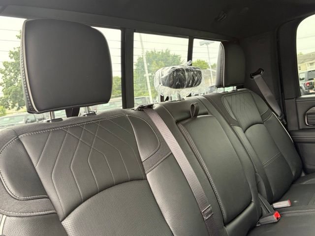 New 2026 RAM 3500 Limited AWD/4WD image 32