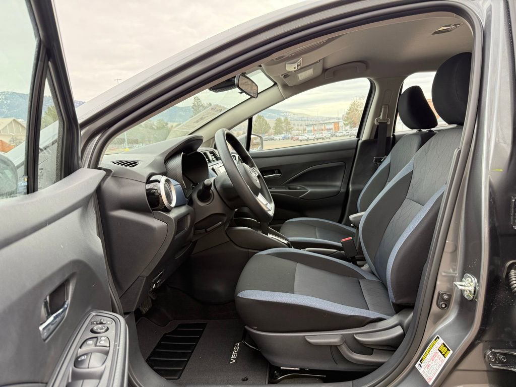 New 2025 Nissan Versa SV image 14