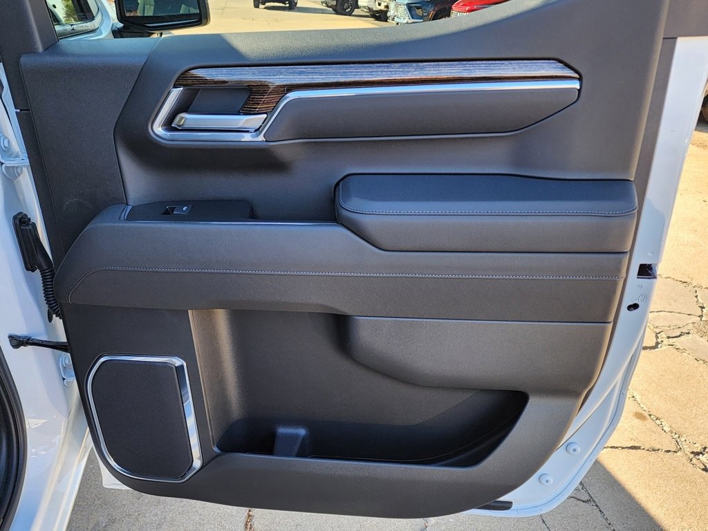 New 2026 GMC Sierra 1500 Elevation image 39
