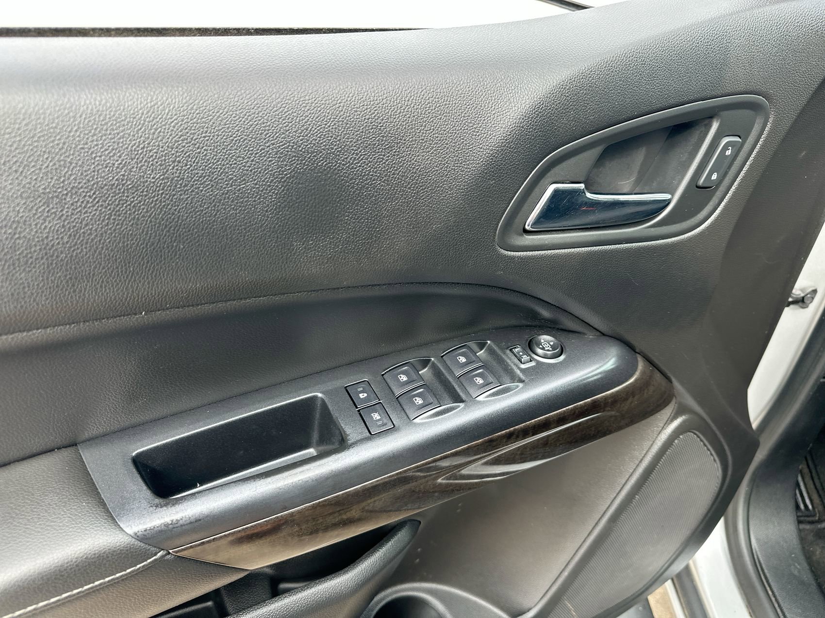 Used 2016 GMC Canyon SLE RWD image 13