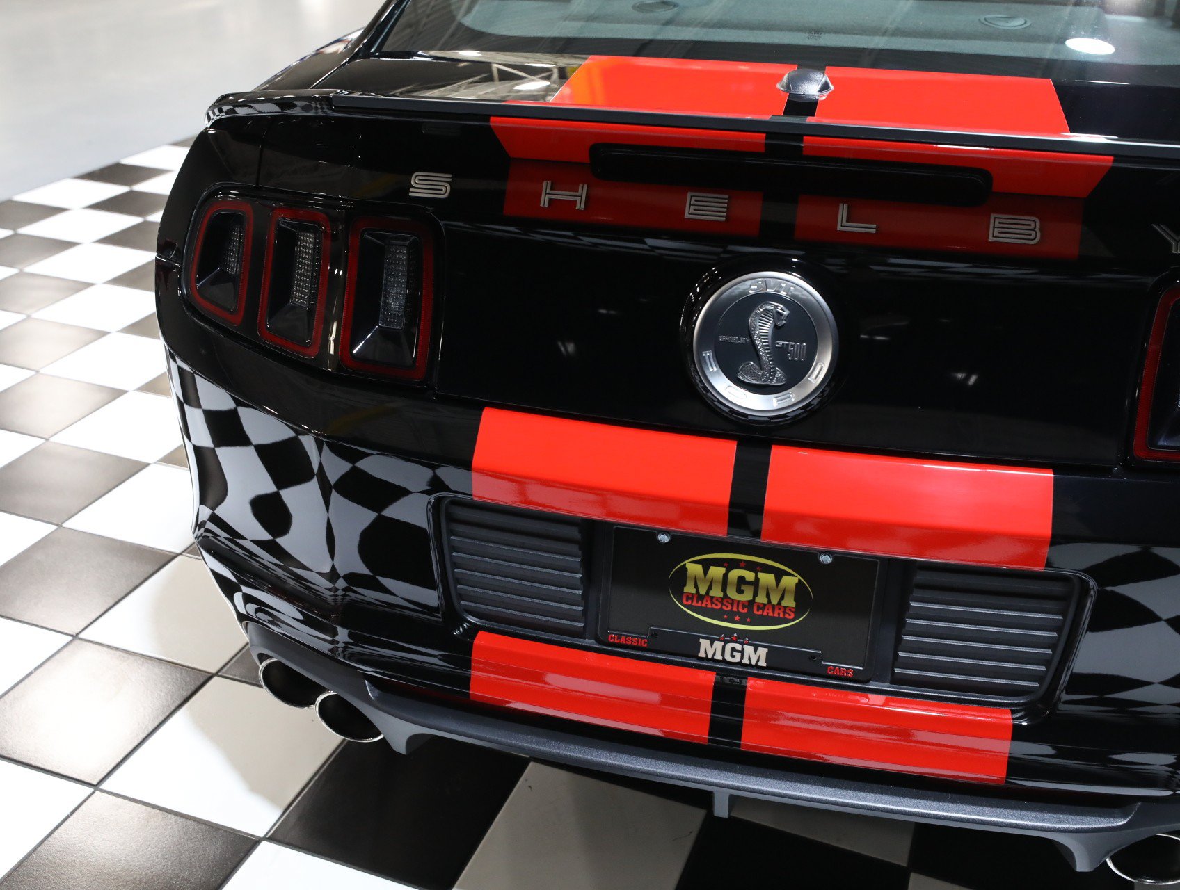 Used 2013 Ford Mustang Shelby GT500 RWD image 26
