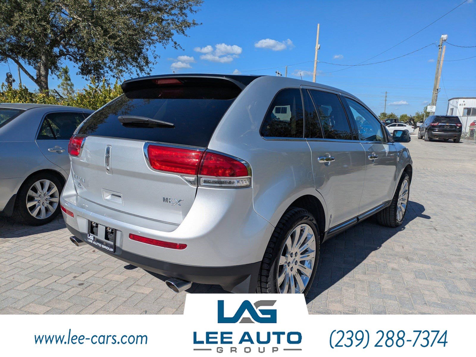Used 2013 Lincoln MKX FWD image 3