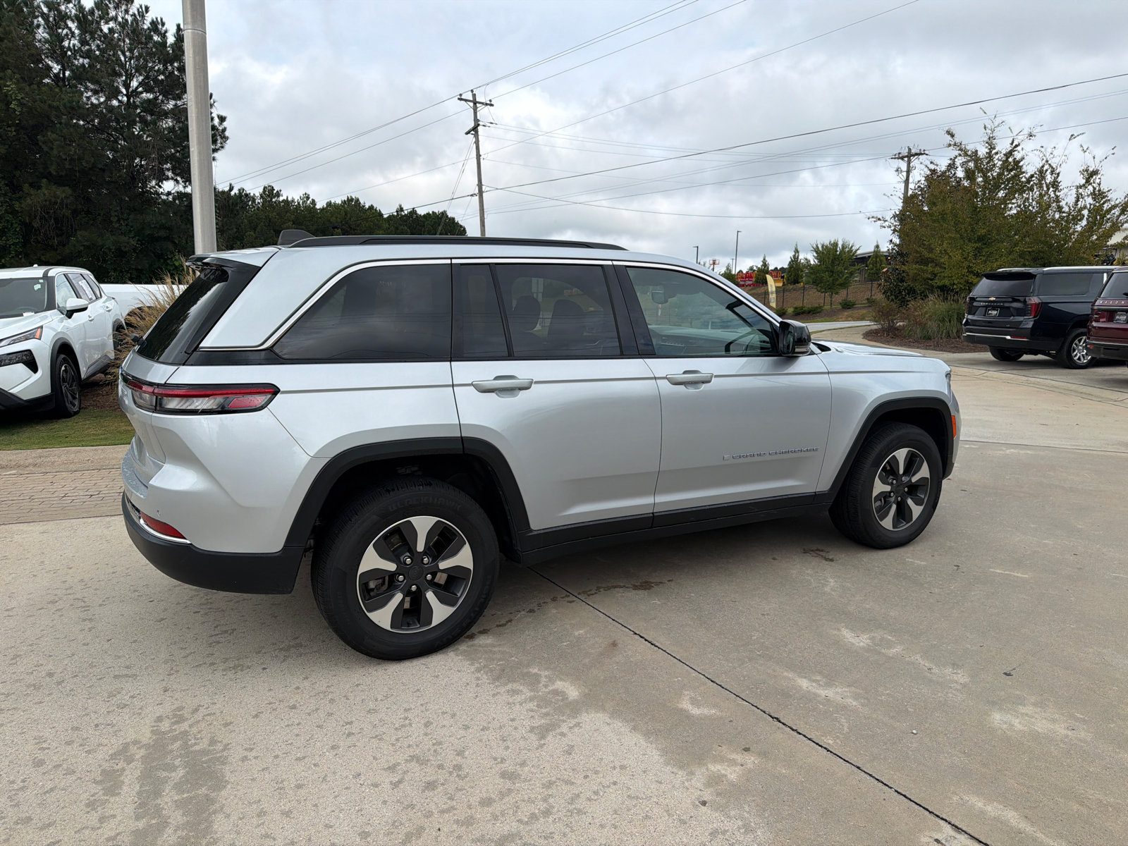 Used 2024 Jeep Grand Cherokee Limited 4xe AWD/4WD image 7