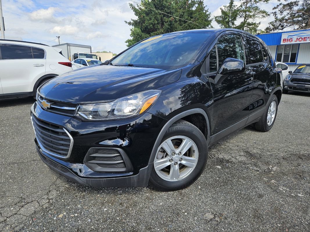 Used 2019 Chevrolet Trax LS w/ Tint and Cruise Package