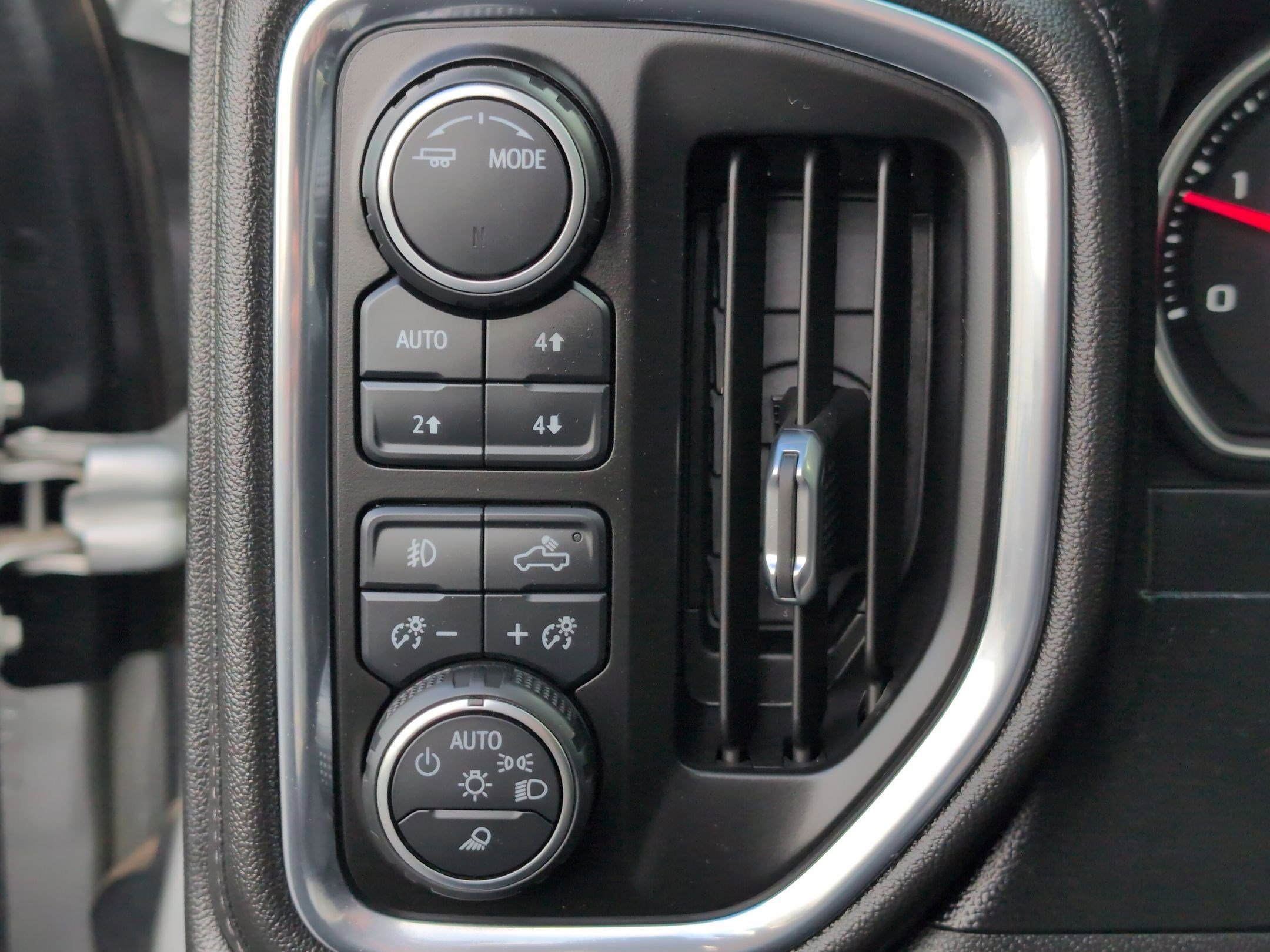 Certified 2022 Chevrolet Silverado 3500 High Country w/ Safety Package II image 24