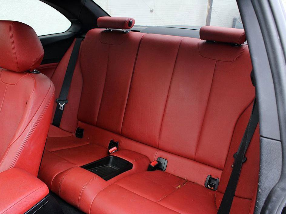 Used 2015 BMW M235i Coupe image 6