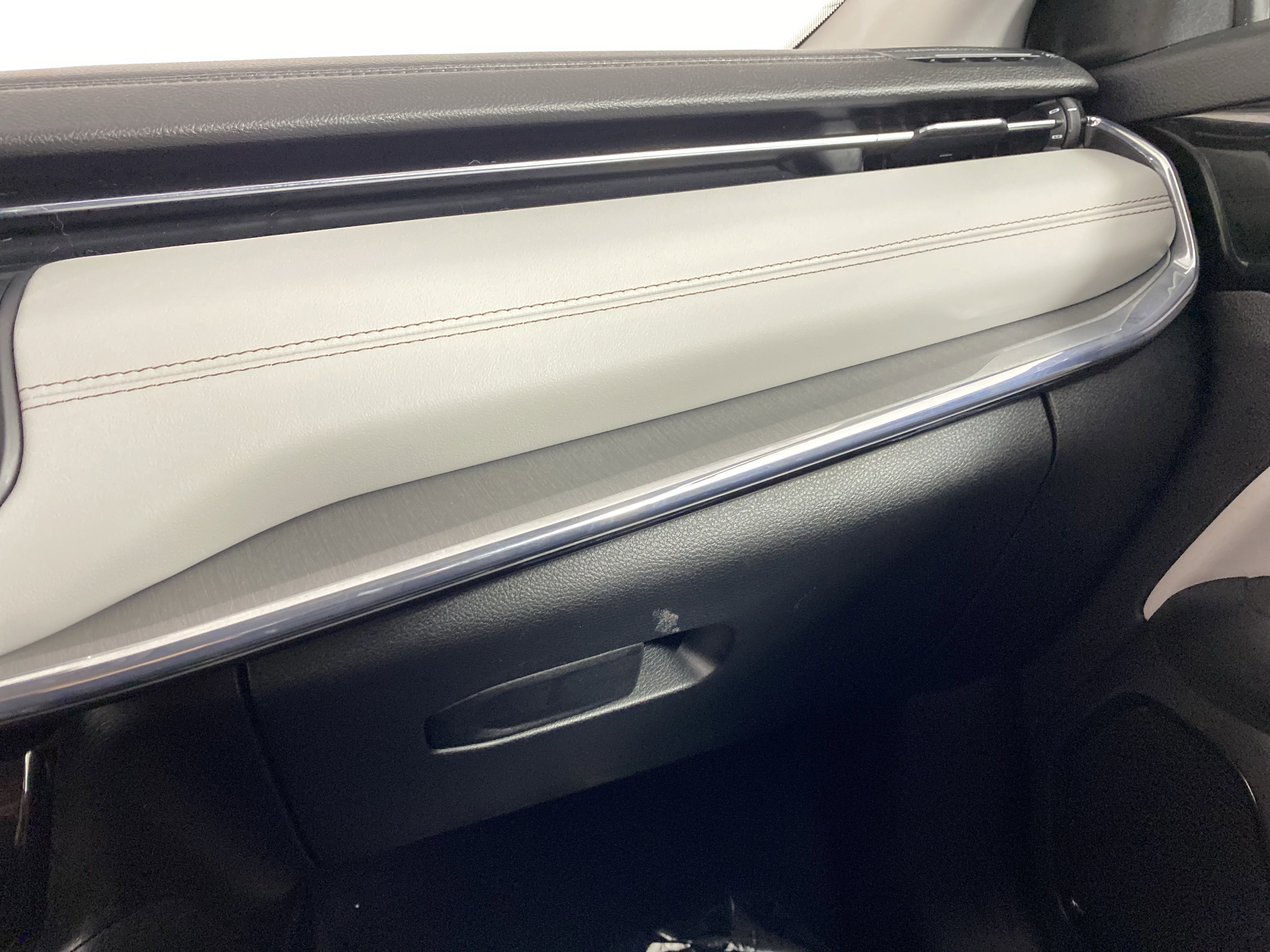 Used 2022 Jeep Compass Limited image 31