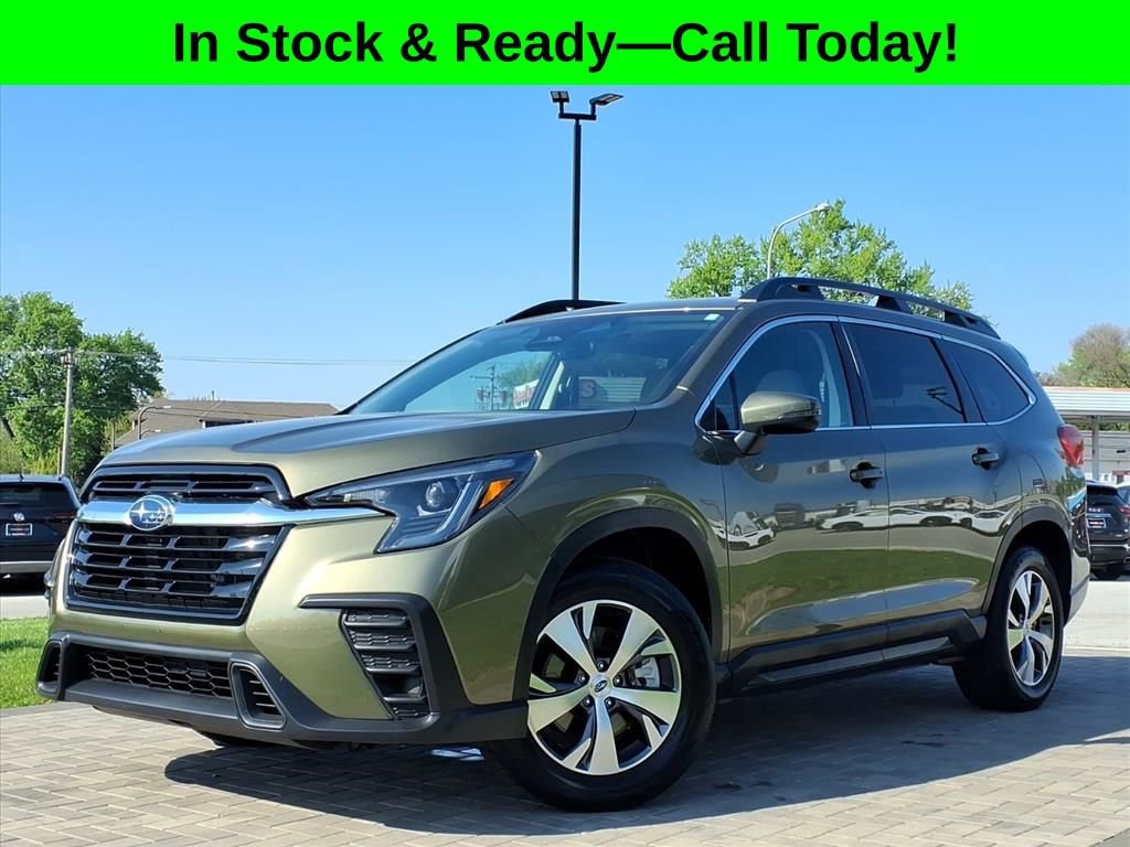 Used 2023 Subaru Ascent Premium w/ Convenience Package AWD/4WD image 3