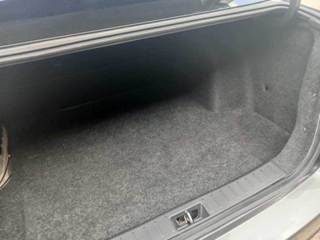 Used 2025 Nissan Versa S w/ Trunk Package FWD image 16