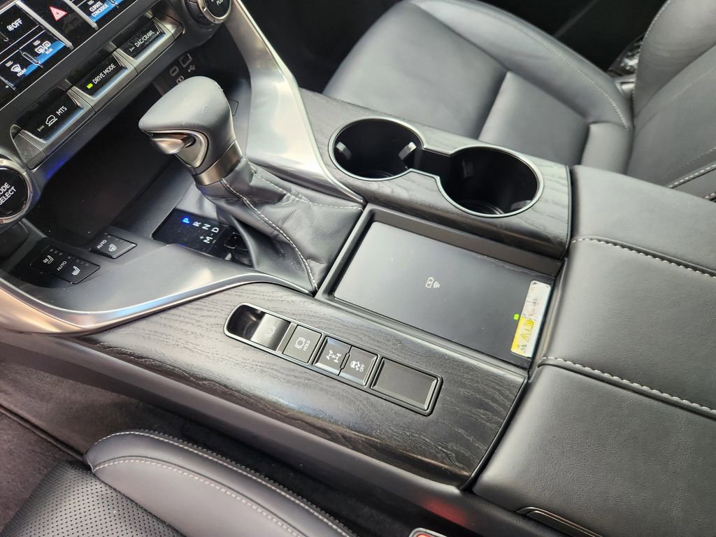 Used 2023 Lexus LX 600 4WD w/ Interior Upgrade Package image 21