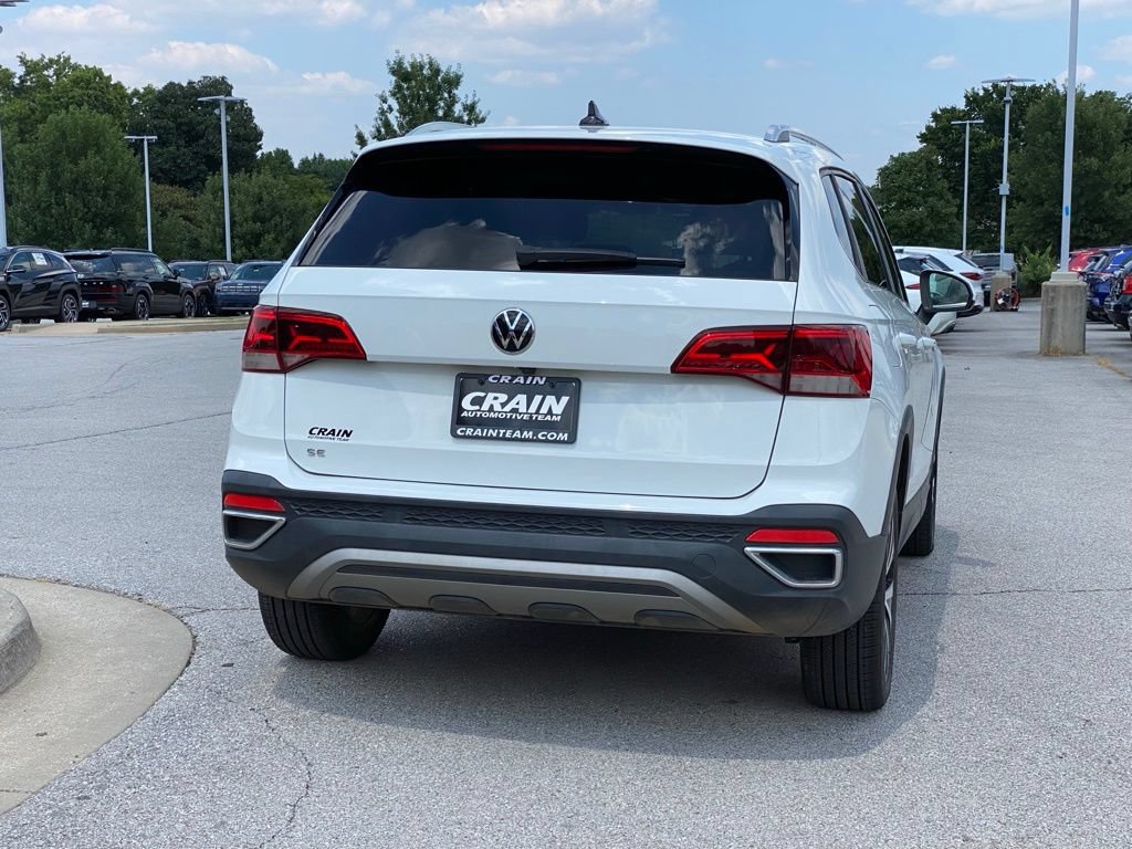 Used 2023 Volkswagen Taos SE FWD image 8