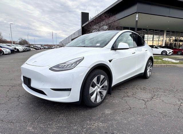 Used 2023 Tesla Model Y Long Range image 6