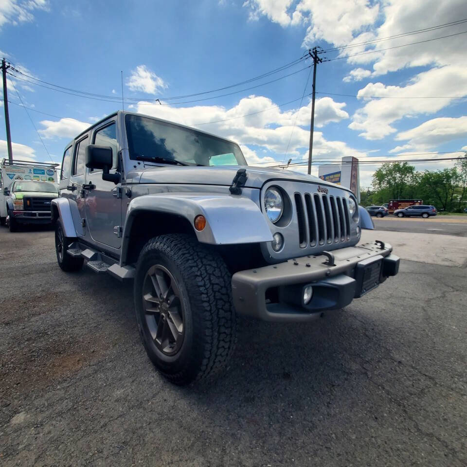 Used 2016 Jeep Wrangler Unlimited Sahara AWD/4WD image 13