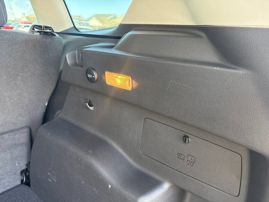 Used 2019 Ford Escape SE FWD image 43