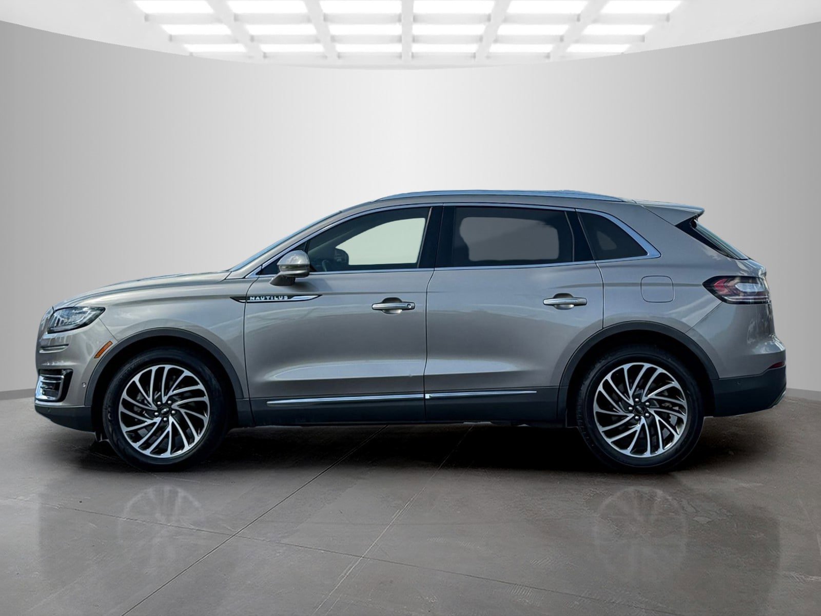 Used 2020 Lincoln Nautilus Reserve w/ Equipment Group 201A AWD/4WD image 6