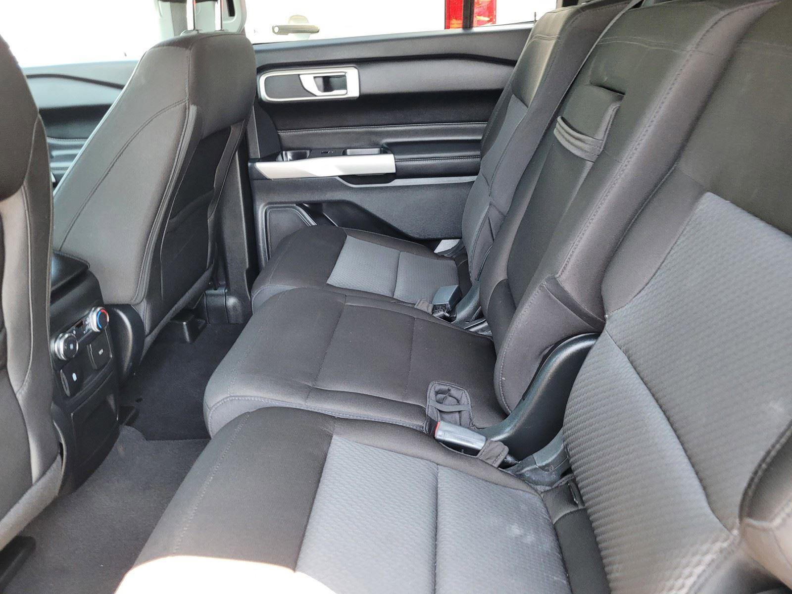 Used 2022 Ford Explorer XLT RWD image 15