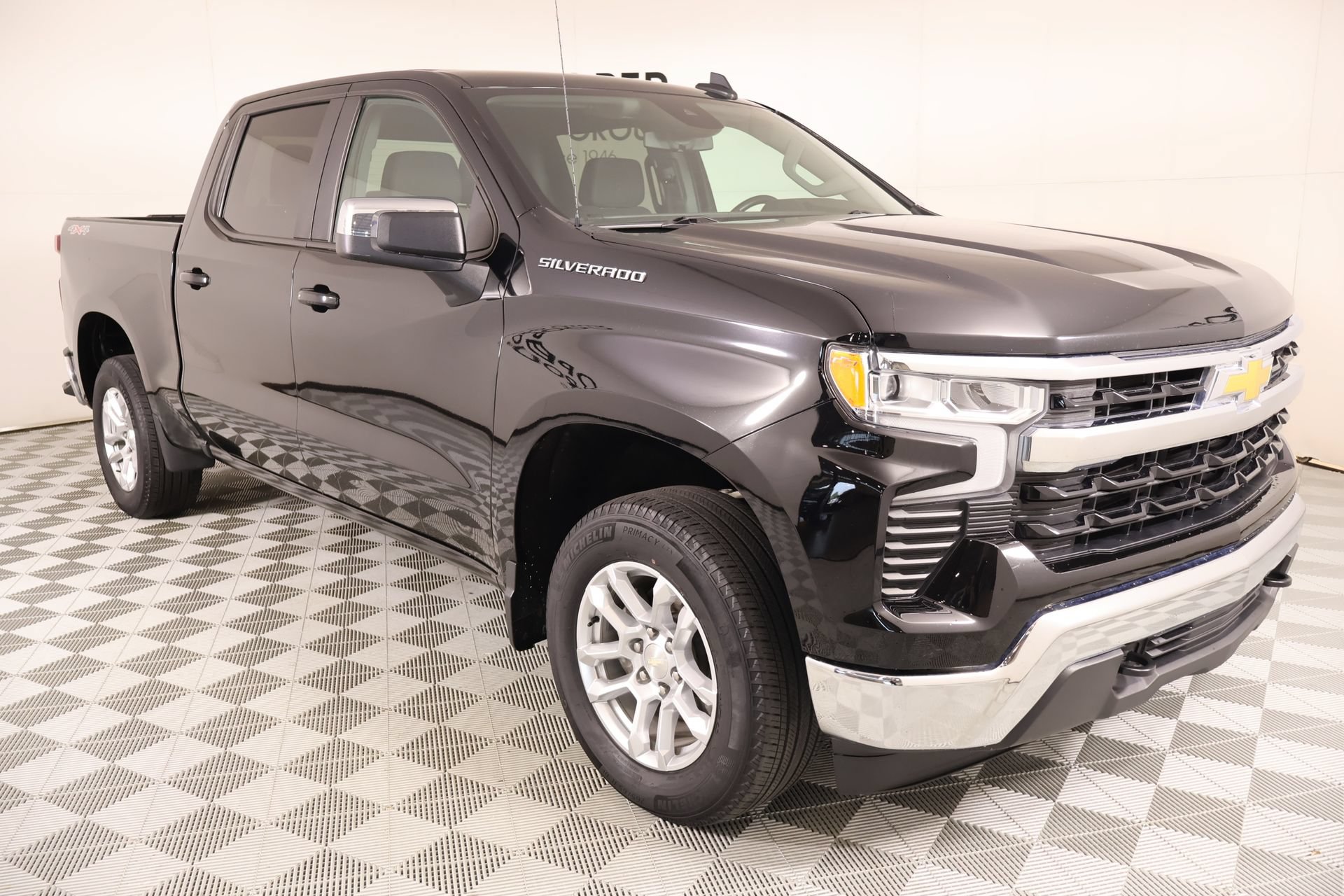 Used 2023 Chevrolet Silverado 1500 LT