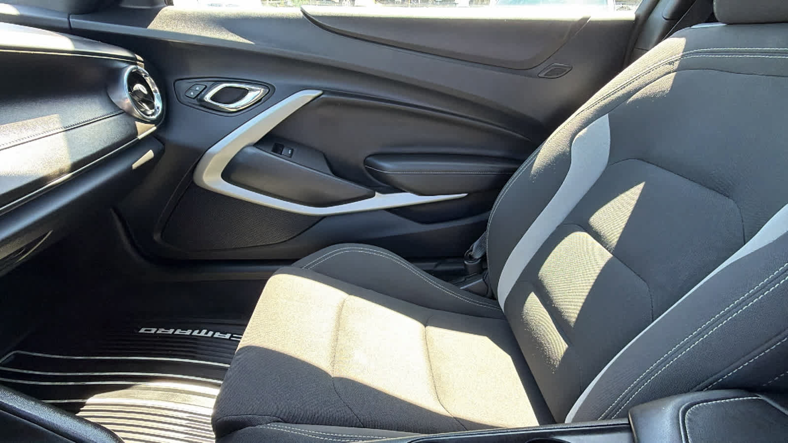 Used 2017 Chevrolet Camaro LT w/ RS Package RWD image 12