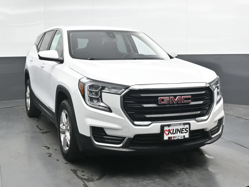 Used 2024 GMC Terrain SLE AWD/4WD image 4