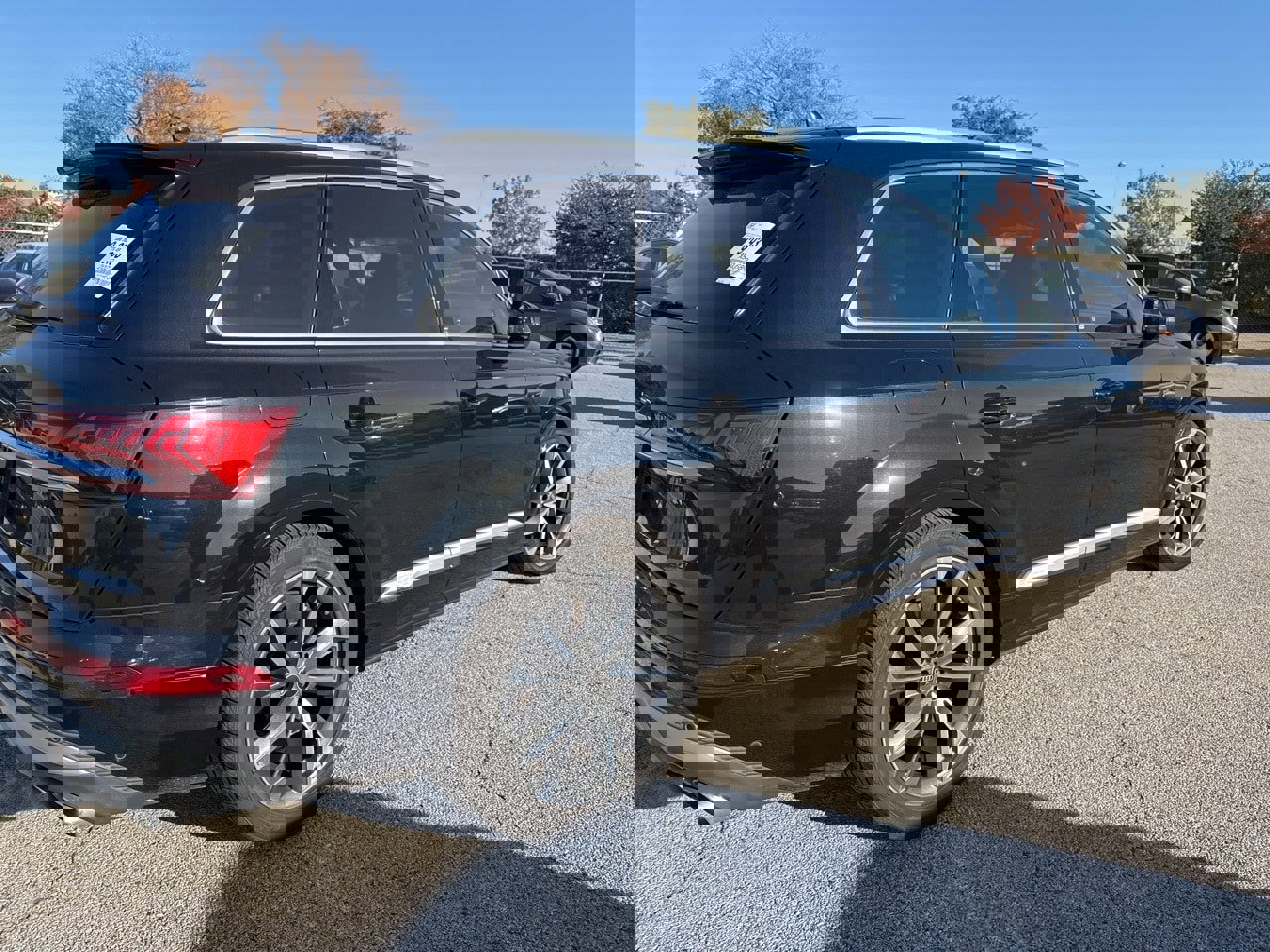 Used 2022 Audi SQ7 Prestige w/ Prestige Package image 5