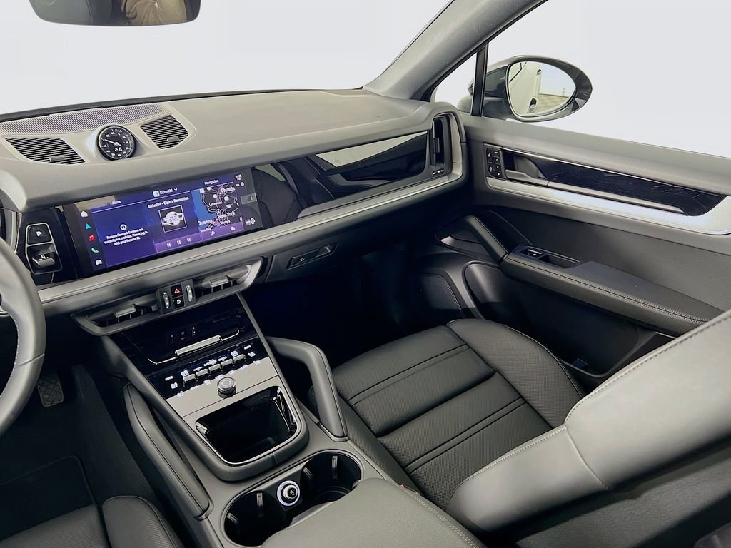 New 2026 Porsche Cayenne Coupe image 26