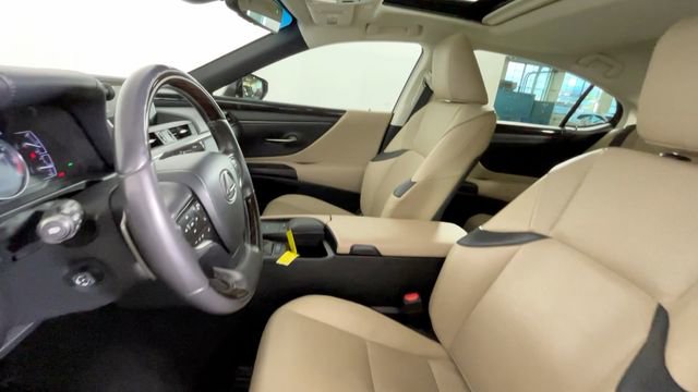 Used 2021 Lexus ES 250 w/ Premium Package AWD/4WD image 24