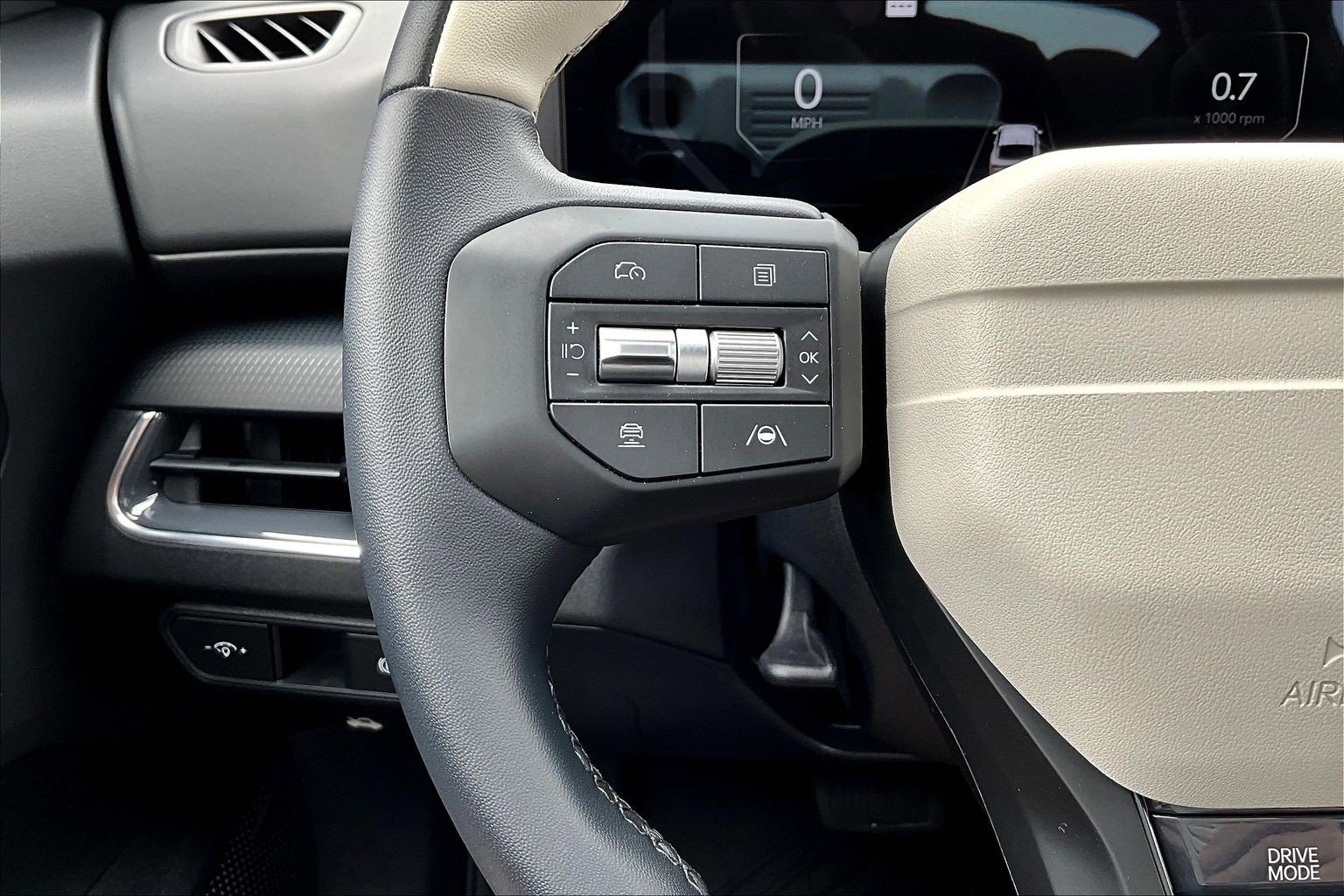 Used 2025 Kia K4 GT-Line w/ GT-Line Premium Package FWD image 11