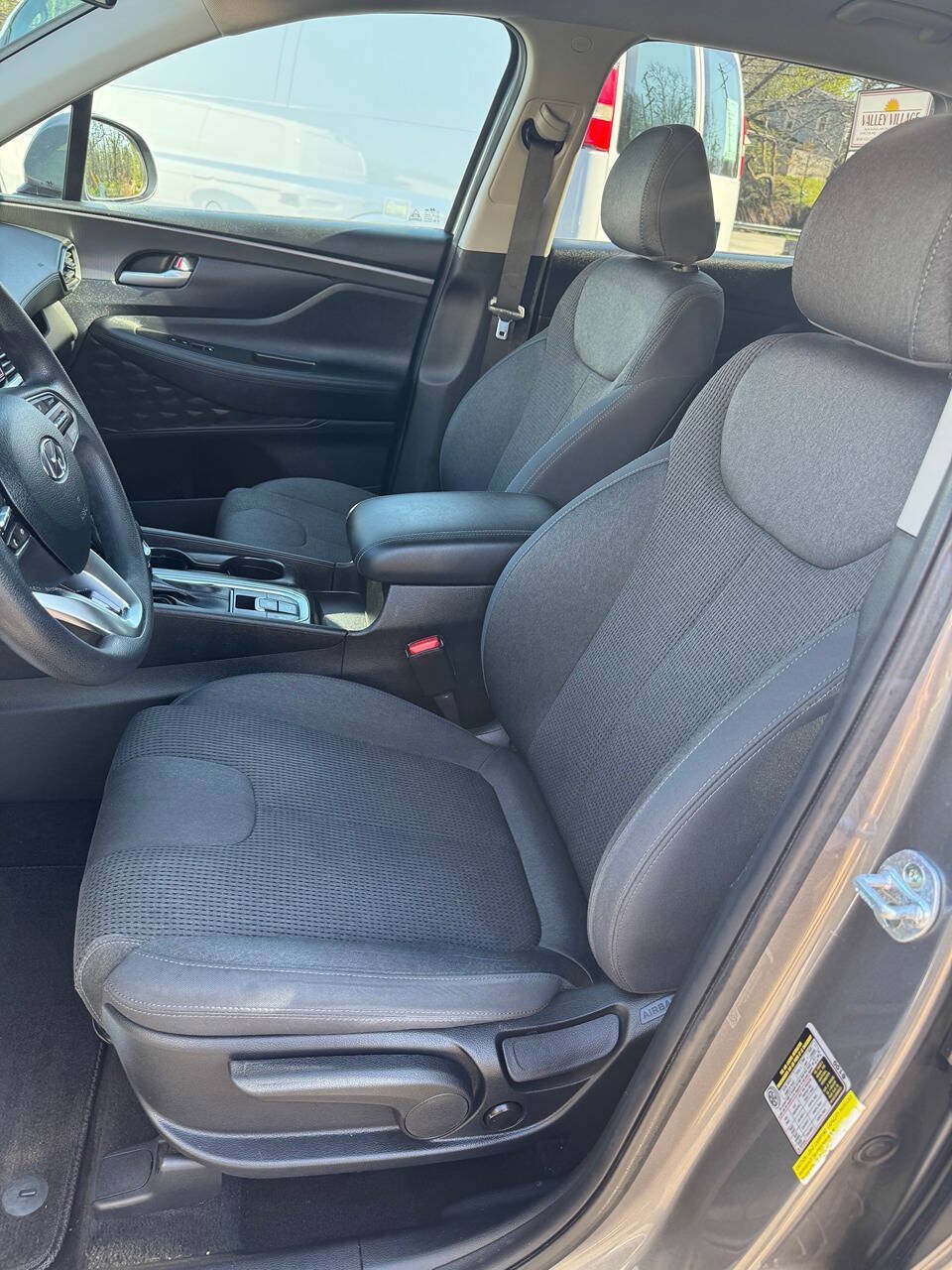 Used 2019 Hyundai Santa Fe SE AWD/4WD image 18