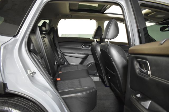 Certified 2023 Nissan Rogue Platinum w/ Platinum Premium Package AWD/4WD image 34