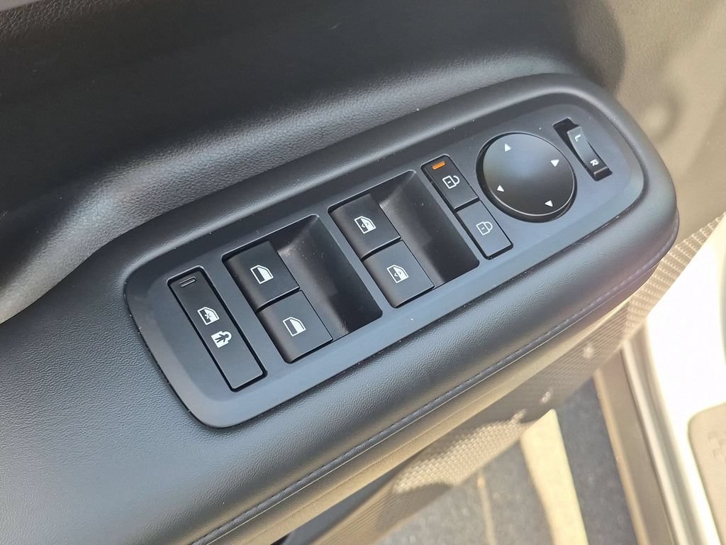 Used 2025 Hyundai Santa Fe SEL AWD/4WD image 13