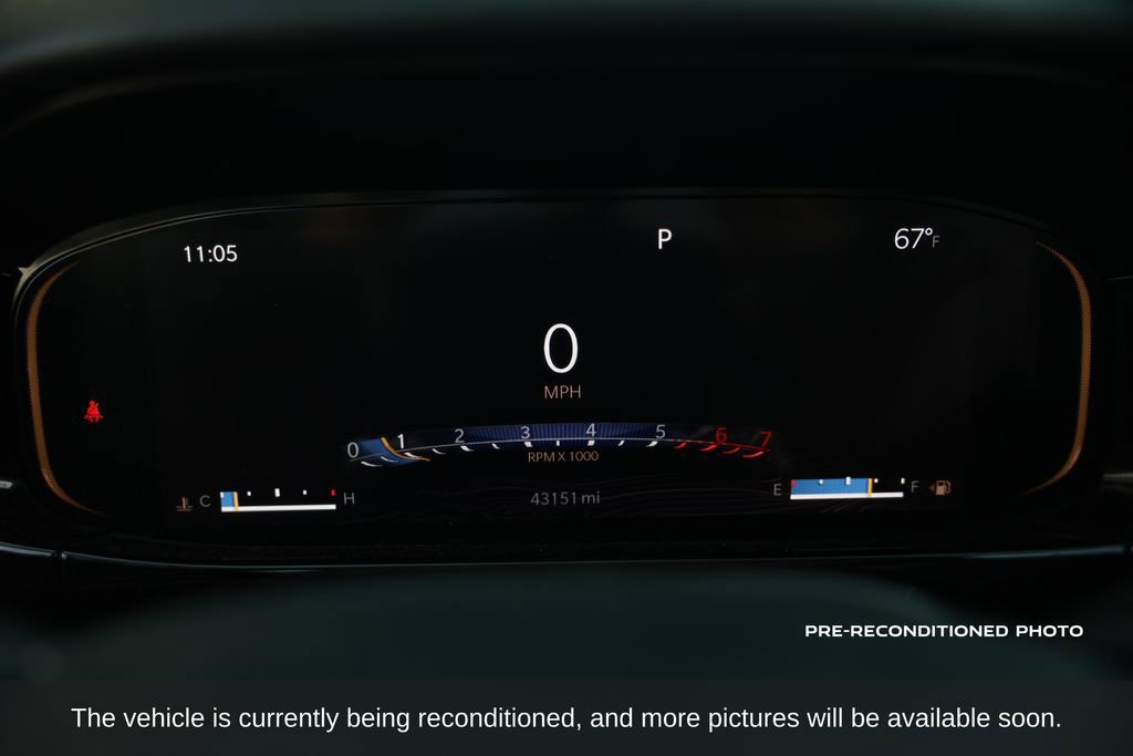 Used 2023 Jeep Wagoneer L 4WD w/ Rear Seat Video Group 1 image 16