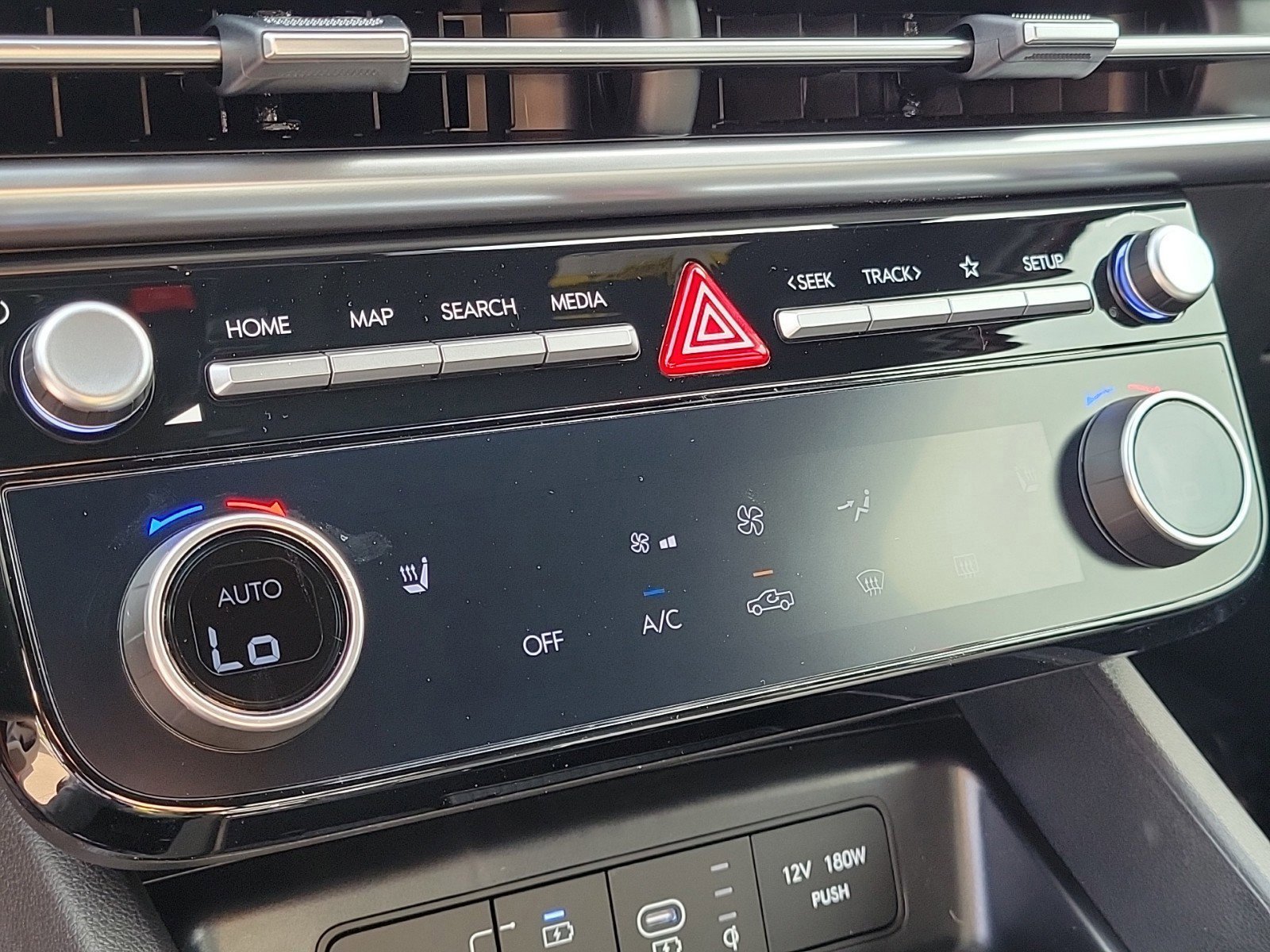 New 2025 Hyundai Santa Cruz XRT image 11