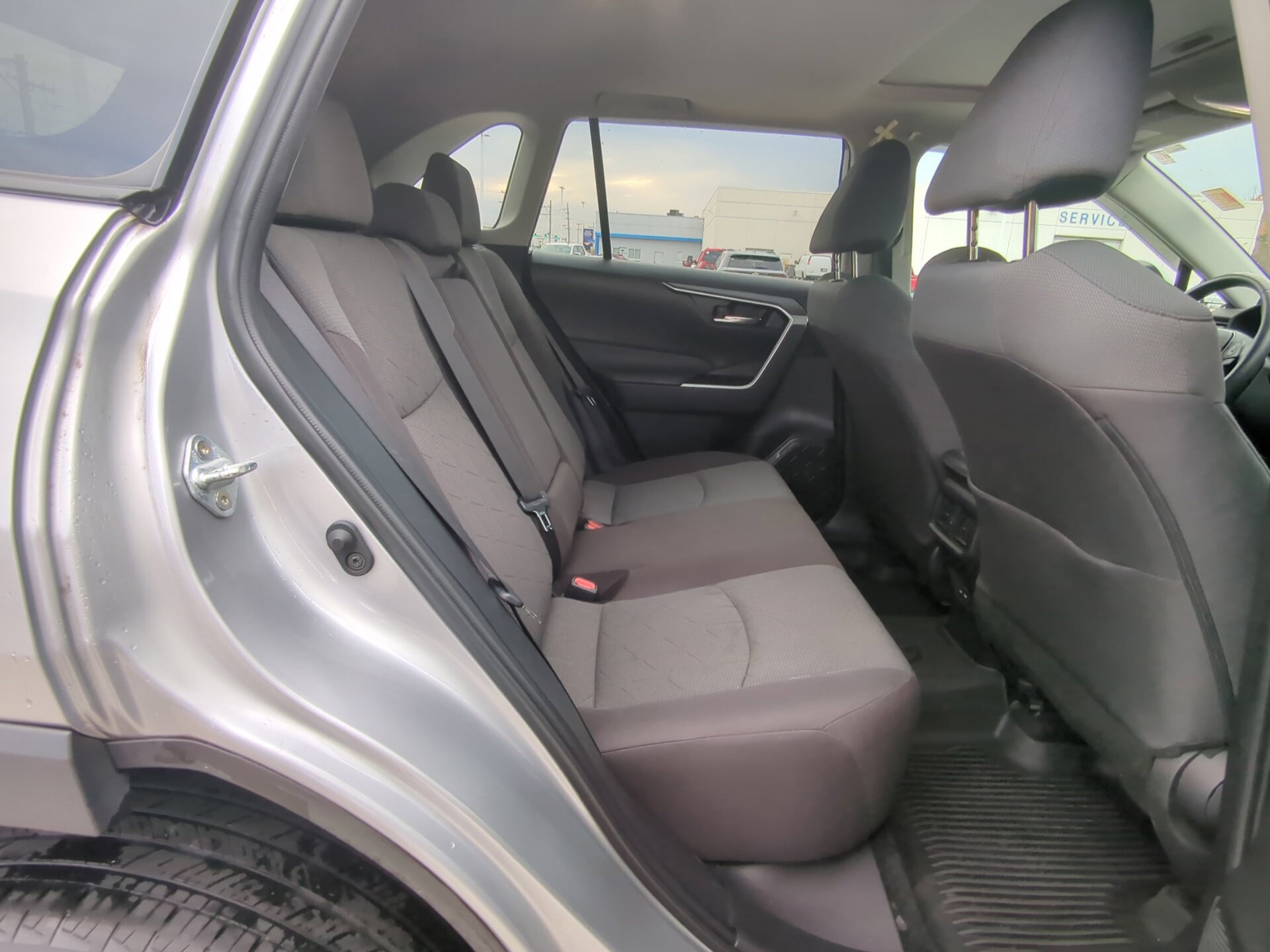 Used 2022 Toyota RAV4 XLE w/ Convenience Package AWD/4WD image 14