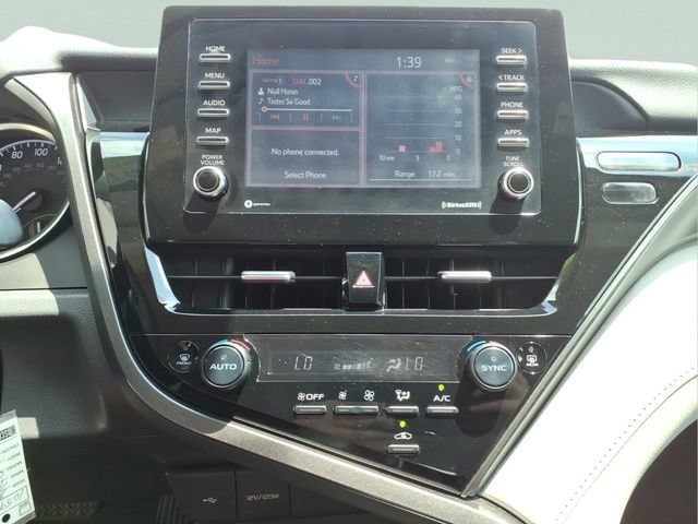 Used 2023 Toyota Camry LE FWD image 18
