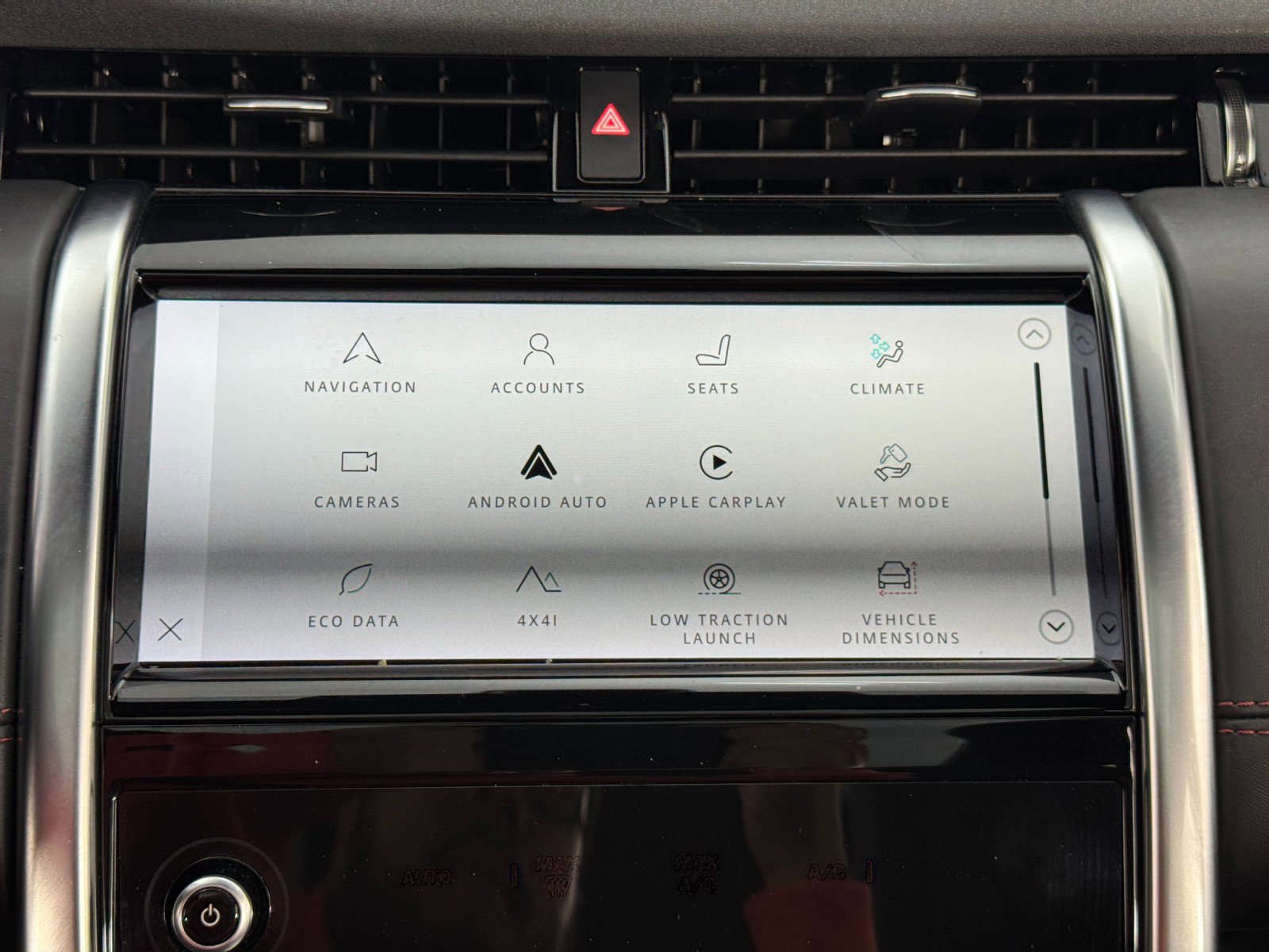 Used 2021 Land Rover Discovery Sport SE R-Dynamic image 26