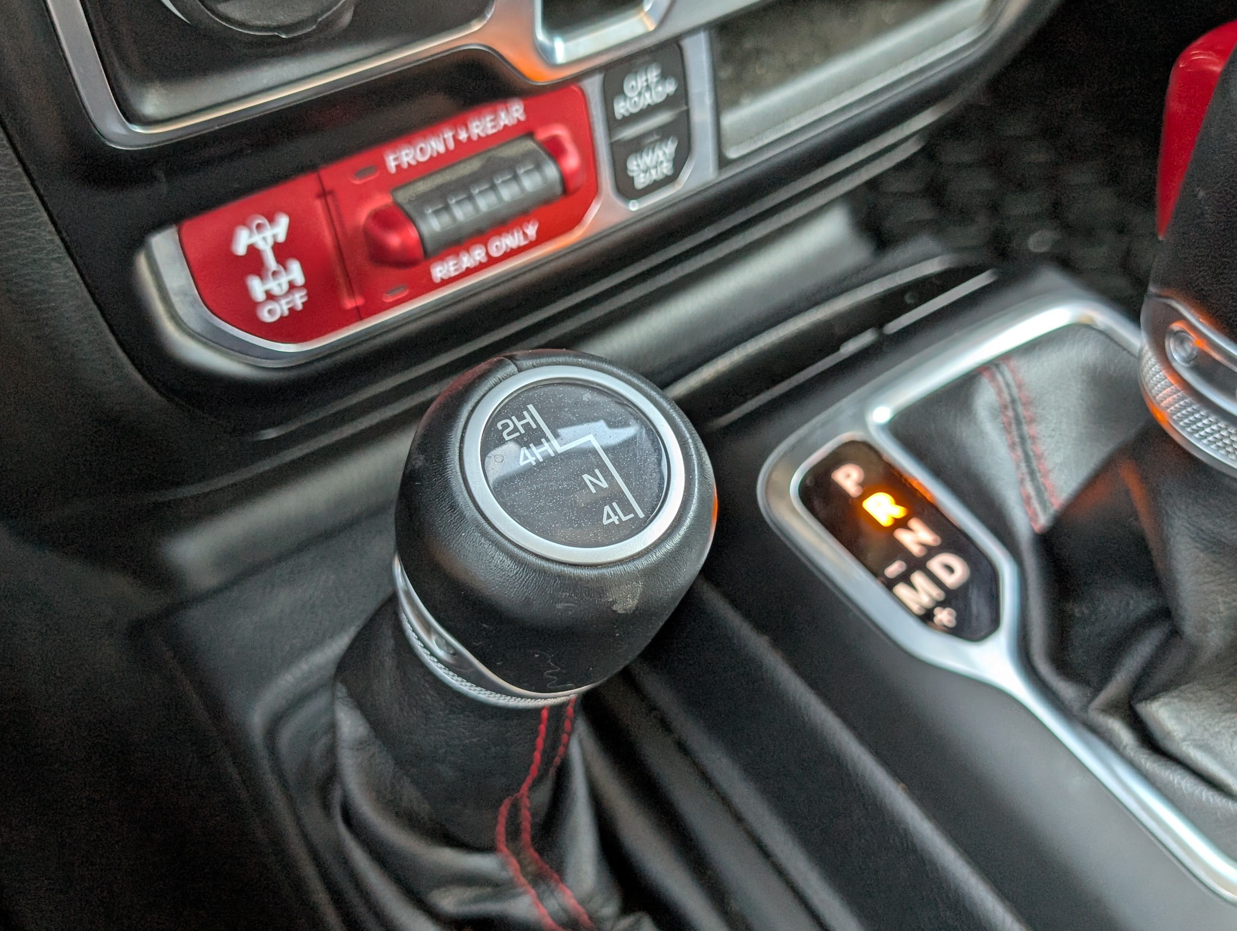 Used 2021 Jeep Gladiator Rubicon AWD/4WD image 21