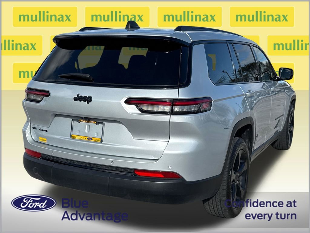 Used 2021 Jeep Grand Cherokee L Laredo image 4