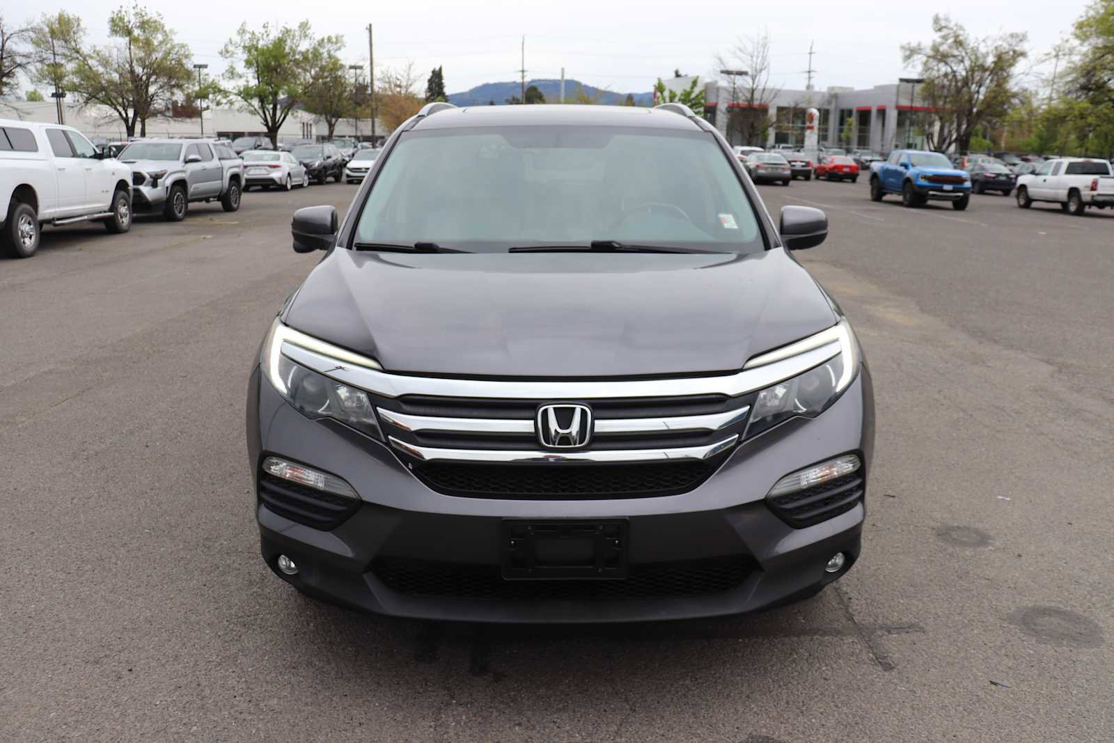 Used 2017 Honda Pilot EX-L image 2