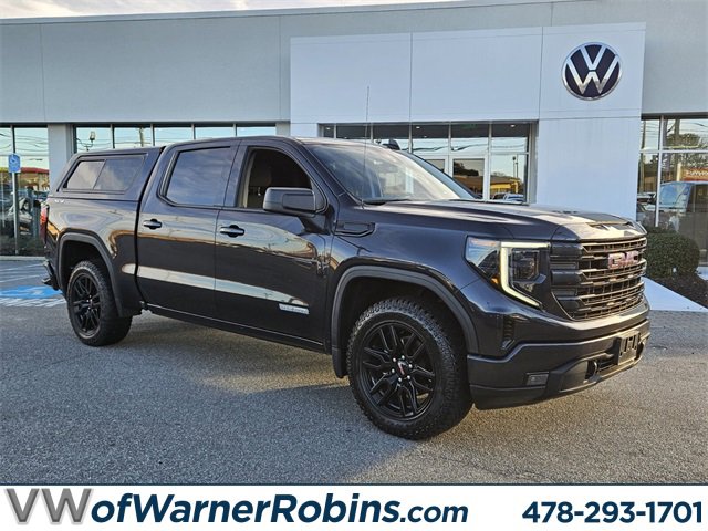 Used 2023 GMC Sierra 1500 Elevation image 1