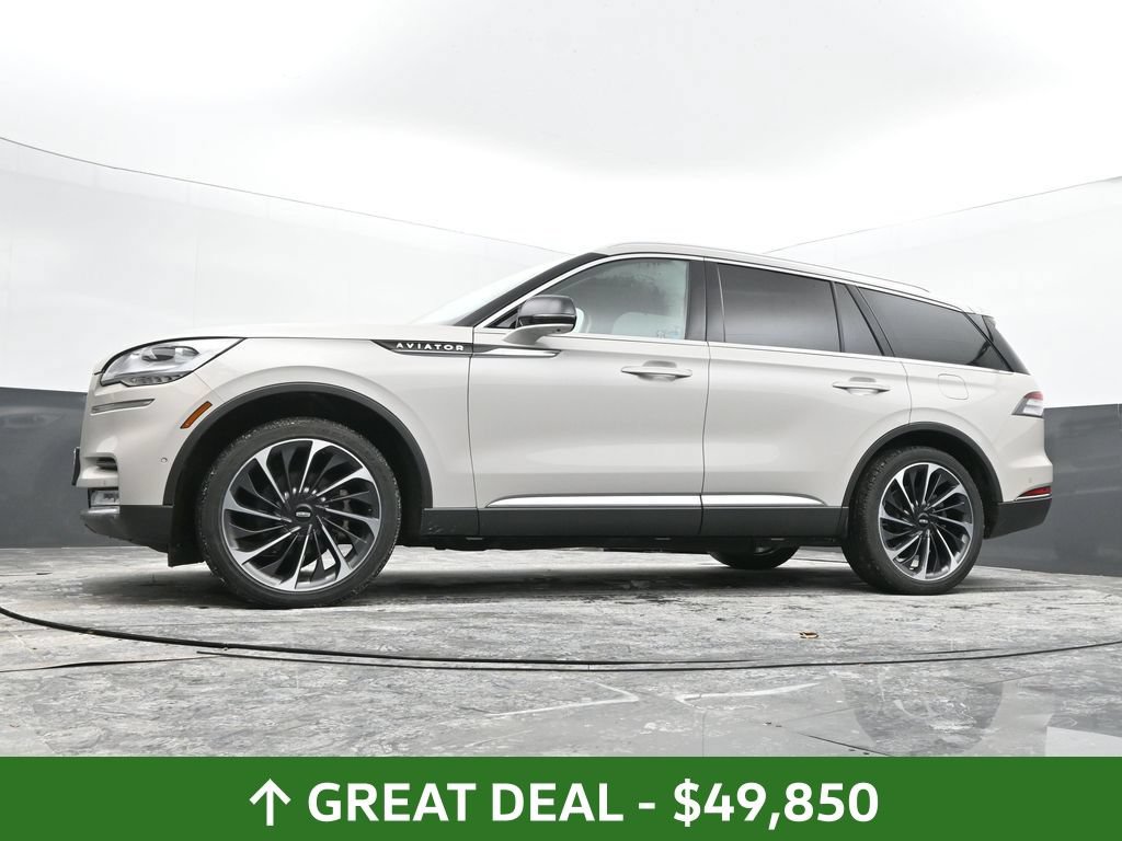 Used 2024 Lincoln Aviator Reserve w/ Equipment Group 201A AWD/4WD image 52