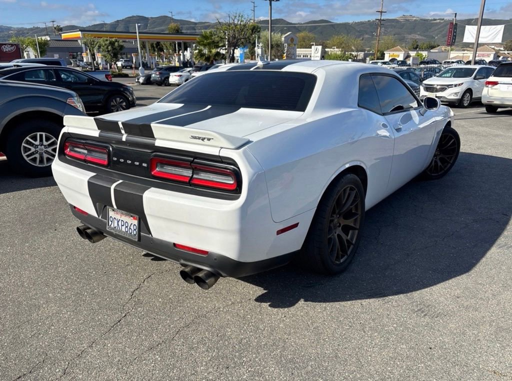 Used 2018 Dodge Challenger SRT w/ Technology Group RWD image 2