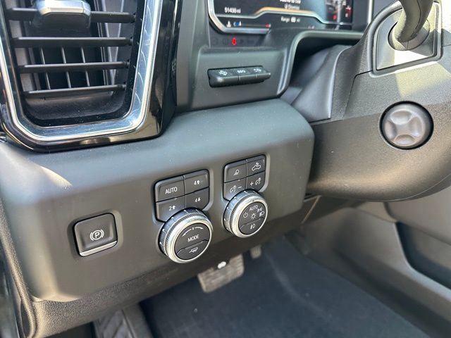 Used 2024 GMC Sierra 1500 Denali w/ Denali Reserve Package AWD/4WD image 15