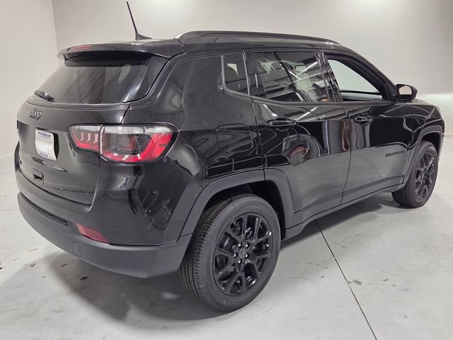 New 2026 Jeep Compass Latitude AWD/4WD image 12