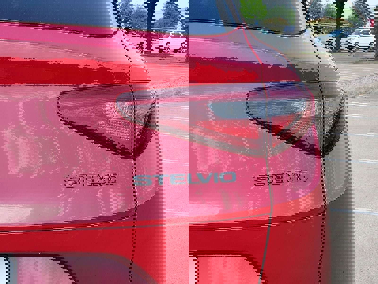 Used 2021 Alfa Romeo Stelvio Ti Sport AWD/4WD image 16